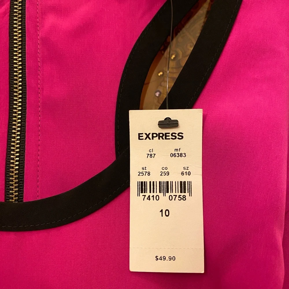 Express Fushia tank dress with cut out sides and zipper back. Size 10– NWT - Picture 6 of 8